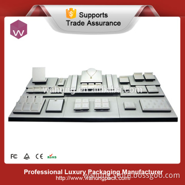 white jewelry display busts (WH-0406)